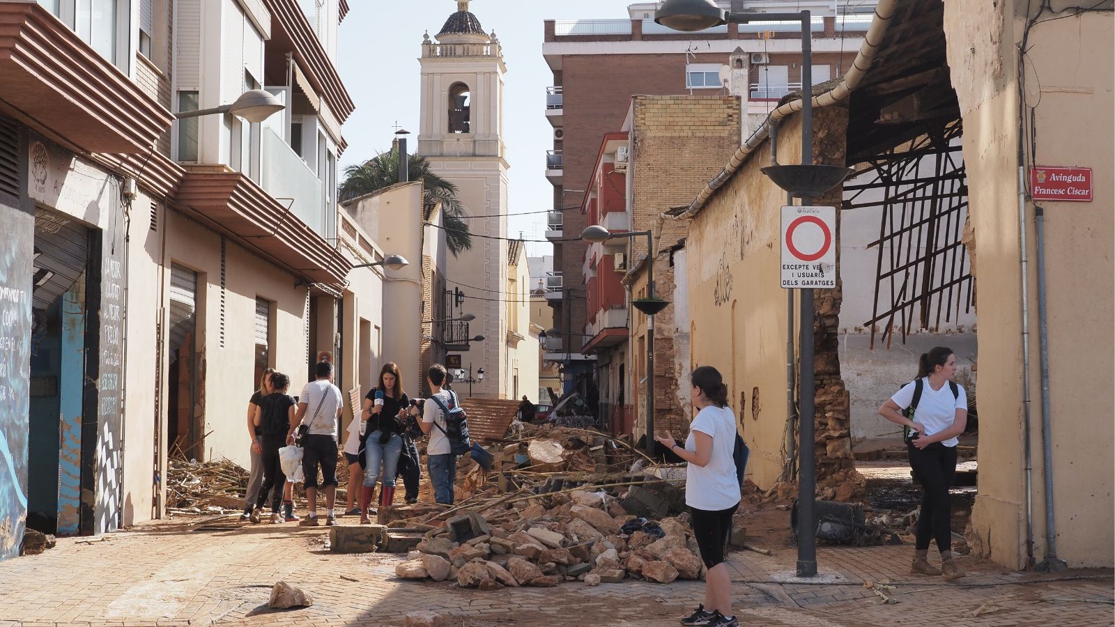 Una calle afectada por las inundaciones de Valencia en 2024
